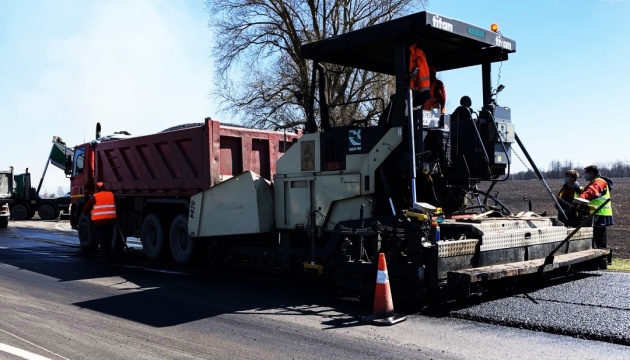 На Чернігівщині розпочали ремонт стратегічно важливої дороги 