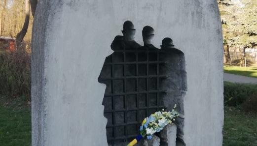 Зеленський вшанував пам'ять в'язнів нацистських концтаборів