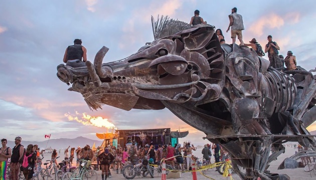 У США через пандемію скасували арт-фестиваль “Burning Man” 