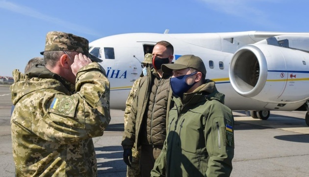 Zelensky examines construction of military town in Zakarpattia region