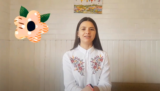 Учителька української мови з Ужгорода розробила лаконічні уроки для дистанційного навчання