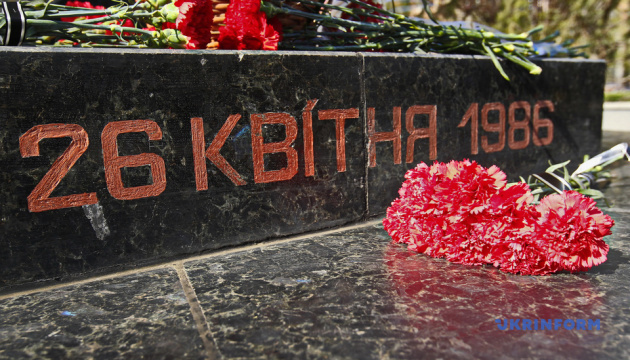 На Чернігівщині пам’ять ліквідаторів Чорнобильської катастрофи вшанували без мітингів