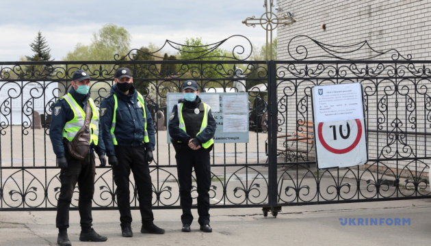 Поминальні дні по Україні пройшли загалом спокійно - поліція