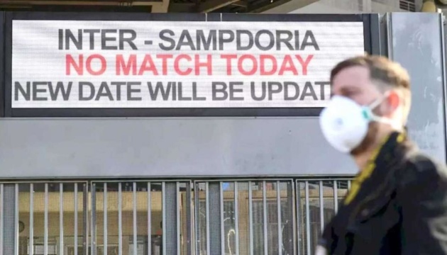 В уряді Італії скептично ставляться до поновлення футбольного чемпіонату