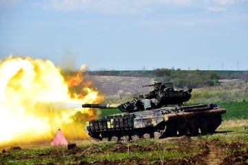 Украинские танкисты провели стрельбы в районе ООС