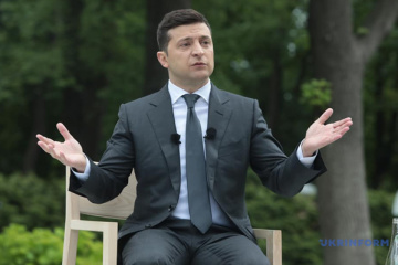 Офіс Президента та перша леді привітали Зеленського з Днем народження
