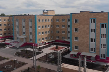 Поблизу Слов'янська триває відбудова лікарні, пошкодженої обстрілами окупантів