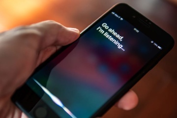 Apple купила стартап с искусственным интеллектом для улучшения работы Siri