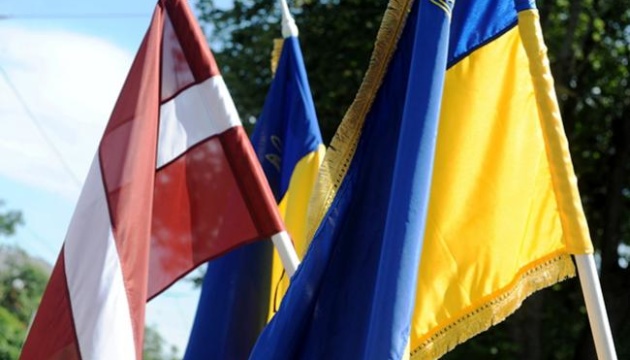 Ukraine, Latvia to double efforts to develop trade and economic cooperation