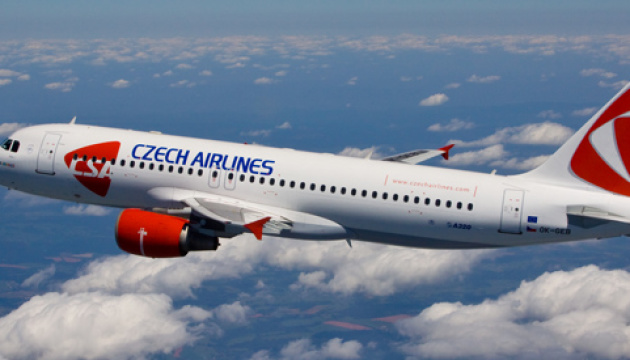 Чеська авіакомпанія планує у травні поновити перельоти в Україну