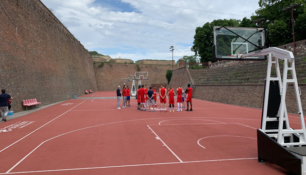 Сербські баскетболісти перше тренування після карантину провели у Белградській фортеці