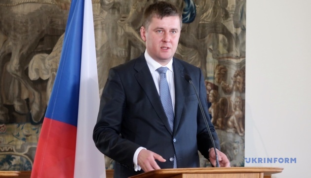 Глава чешской дипломатии ушел в отставку