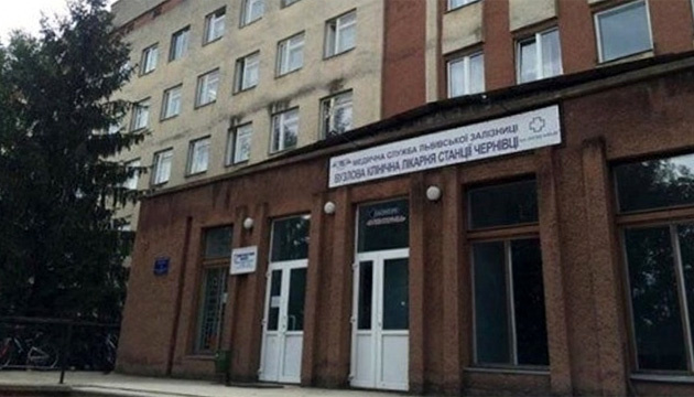 Дніпровські лікарі-добровольці працюватимуть у чернівецьких лікарнях №1 і №3
