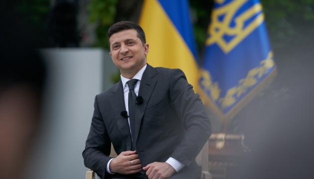 Zelensky agradece a la presidenta de la Comisión Europea por la ayuda a Ucrania