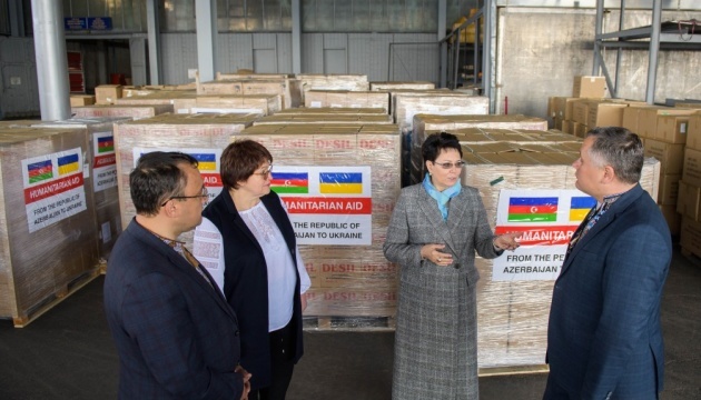 Azerbaijan gives Ukraine 23 tonnes of humanitarian aid to counter COVID-19