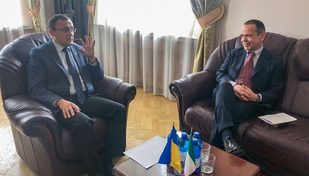 El Embajador de Italia agradece a Ucrania por su apoyo en la lucha contra el coronavirus