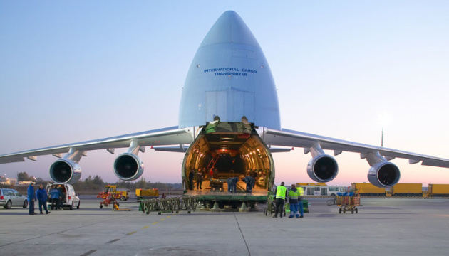 Українські літаки на замовлення НАТО доставили у Німеччину понад 300 тонн медвантажів