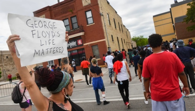 Понад 100 осіб були заарештовані під час протестів у Чикаго