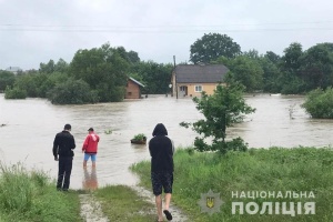 Regenwetter in Vorkarpaten-Region: 73 Ortschaften teilweise überschwemmt, sechs Brücken zerstört