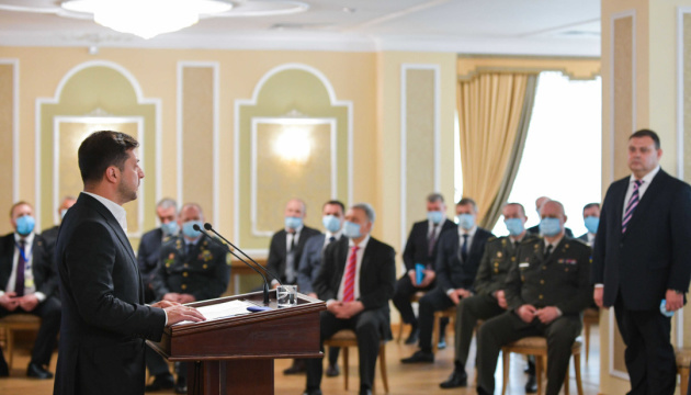 Präsident Selenskyj fordert Reform von Auslandsgeheimdienst