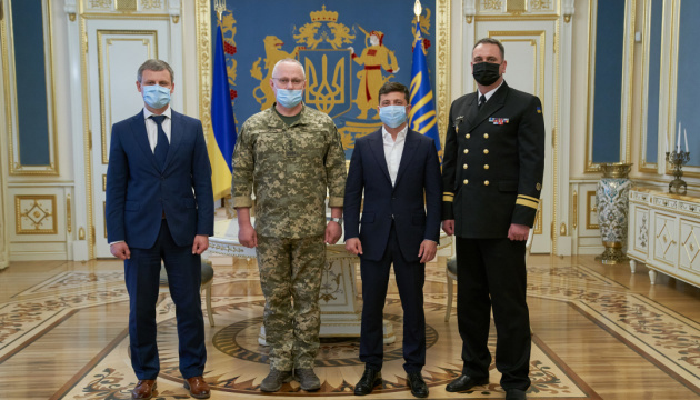 Selenskyj ernennt Konteradmiral Neizhpapa zum neuen Marine-Chef