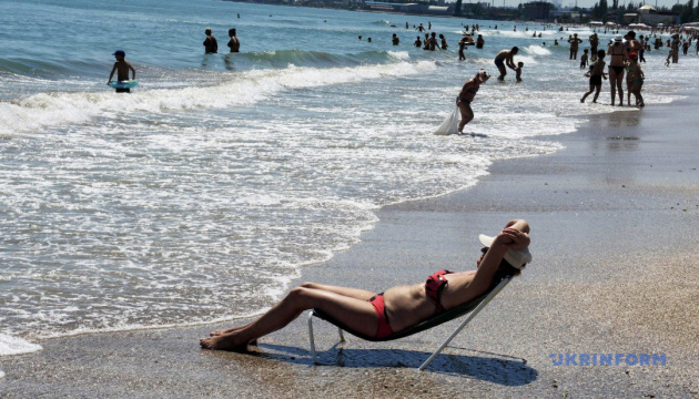 В Одесі не рекомендують купатися на всіх пляжах – мерія 