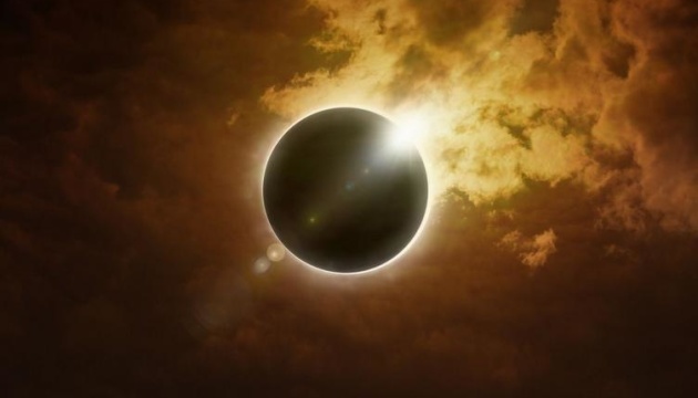 Сьогодні відбудеться повне сонячне затемнення – єдине у 2020 році