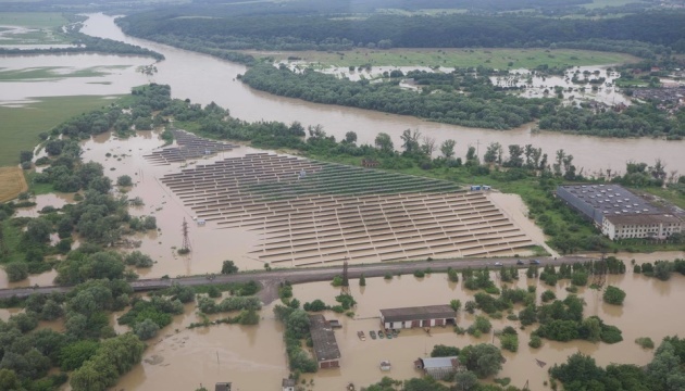 西部で洪水　首相・内相が被害状況を報告