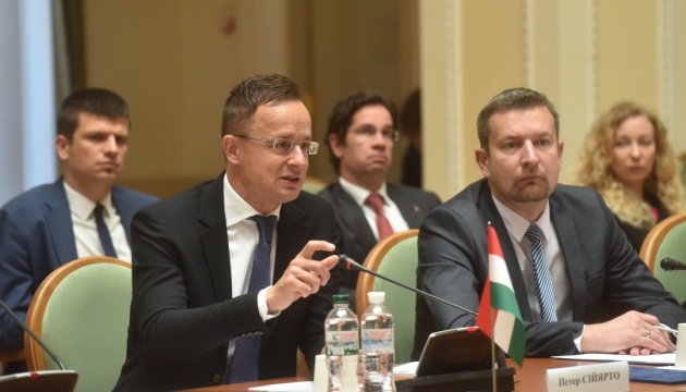 Szijjártó reafirma que Hungría bloqueará las reuniones entre Ucrania y la OTAN
