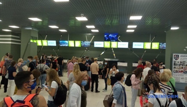 First charter flight departs from Kyiv Airport