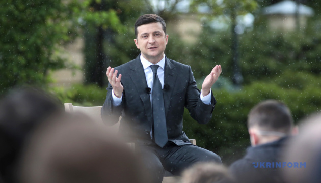 Zelensky compares his presidency to “startup,” calls on others to join politics