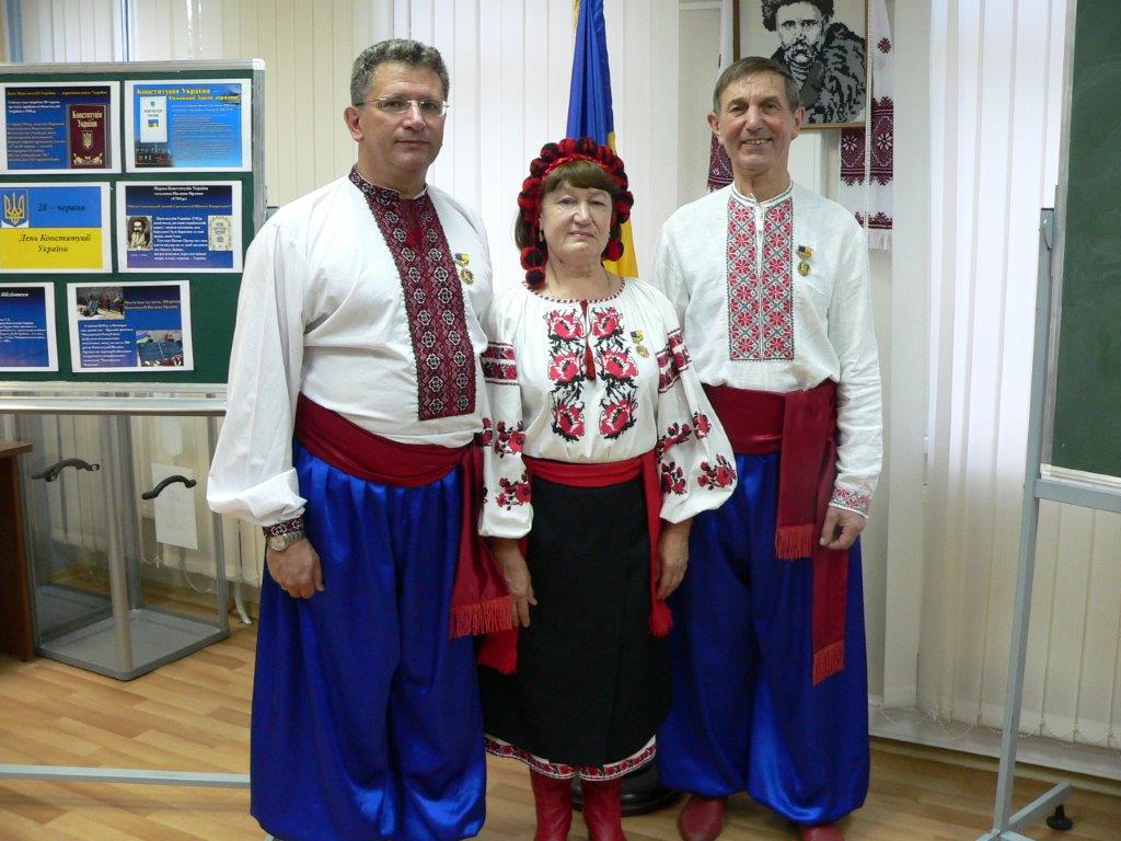 А. Добродій - на фото зліва А. Добродій - на фото зліва