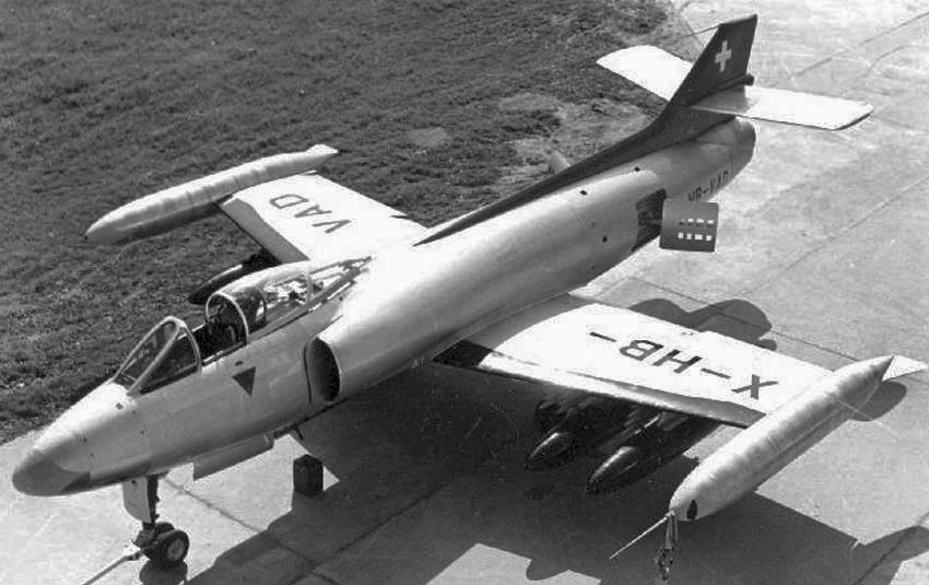 швейцарсько-німецький турбореактивний літак-винищувач “Sapphire” P-16 MK I, вид зверху