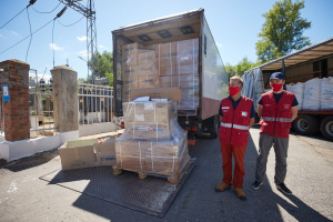 Selenskyj: Die Schweiz stellte Donbass 17 Lastwagen mit humanitärer Hilfe zur Verfügung