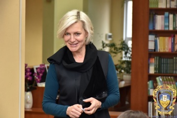 МКІП рекомендує на посаду мовного омбудсмена філолога Бронікову