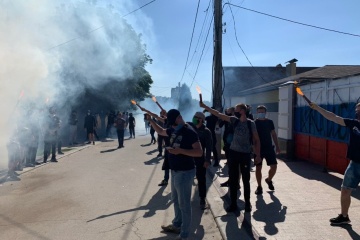 В стычке Нацкорпуса со сторонниками Шария в Харькове пострадали трое - медик