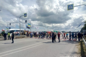 Під Житомиром перекрили трасу Київ-Чоп: вимагають виділення землі учасникам АТО/ООС
