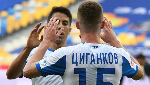 El Dynamo derrota al Zorya y avanza al segundo lugar en la Liga Premier 