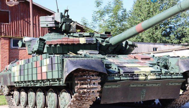 Українські військові отримали партію модернізованих танків Т-64