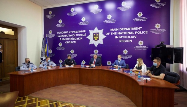 Аваков представив нового начальника поліції Миколаївщини