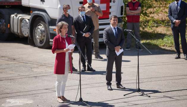 ゼレンシキー大統領とソマルーガ・スイス大統領、ドンバス訪問　スイスは浄水用支援を供与