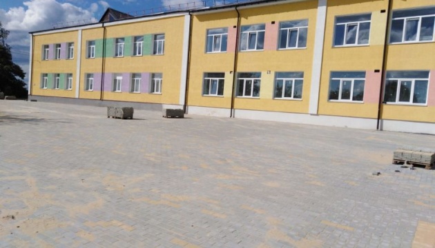 На Житомирщині завершують капремонт Пулинської школи