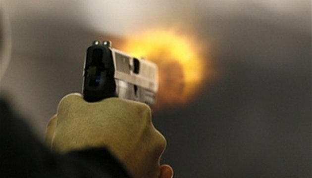 Un homme d’affaire tué sous les yeux de son fils Un homme d’affaire tué sous les yeux de son fils