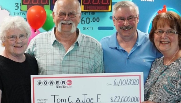 Американець виграв у лотерею $22 мільйони - і поділився половиною з другом