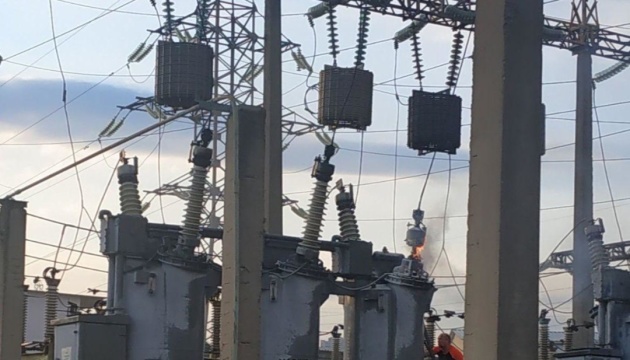 Аварія на ТЕЦ: енергетики перевели два райони Києва на резервну лінію