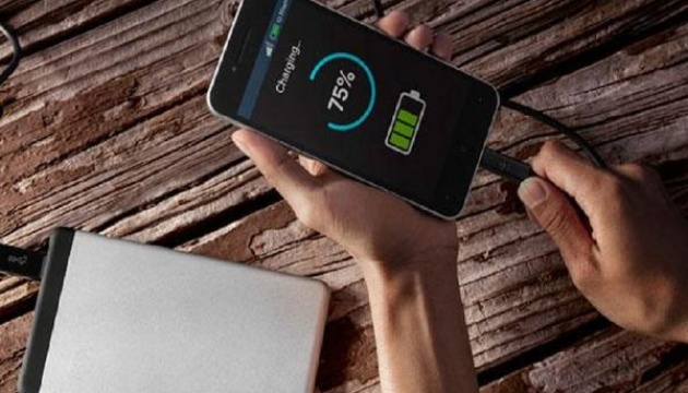 Qualcomm представила найшвидшу зарядку для смартфонів