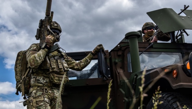 Tropas ucranianas realizan simulacros para destruir drones enemigos en la frontera con Crimea 