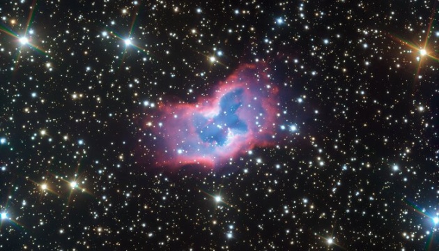 Європейський телескоп зняв “космічного метелика” у Всесвіті