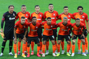 Schachtar Donezk schlägt VfL Wolfsburg und zieht ins Viertelfinale der UEFA Europa League ein