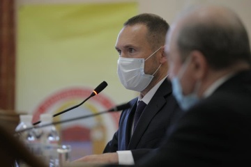 Шкарлет назвав дві дати початку навчання у вишах